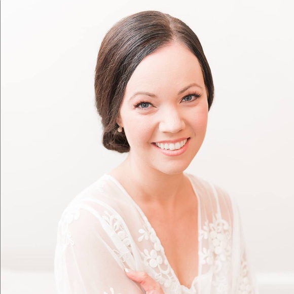 Meet your Posher, Gloria - Picture 1 of 1